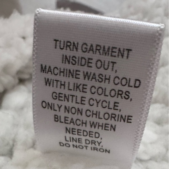 Linda Anderson Black Hooded Rain Jacket with Sherpa Lining. Size XXL - Picture 13 of 14